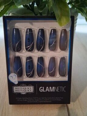 NWT Glamnetic & Beetlejuice Long Coffin Press On Nail In Ghosr House